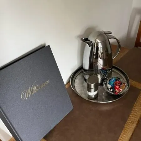 Zentrale Im Gruenen! Apartamento