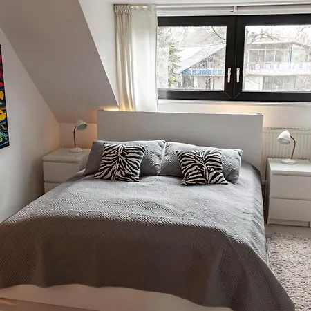 Apartment Zentrale Im Gruenen! Berlin