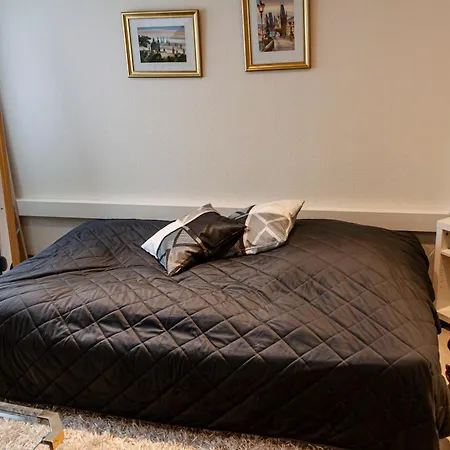 Zentrale Im Grünen! * Berlin