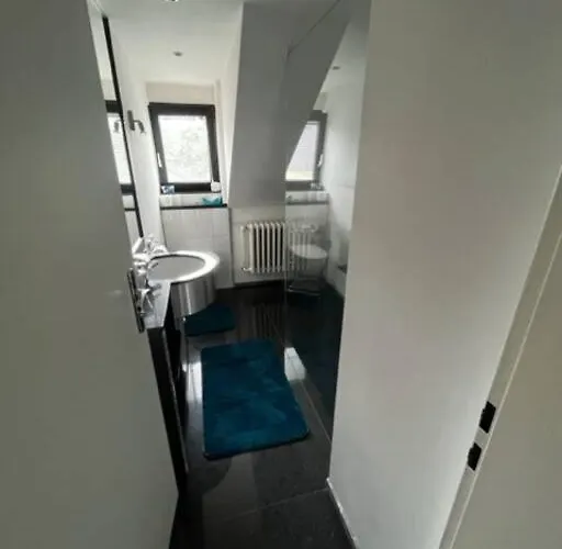 Zentrale Im Grünen! *