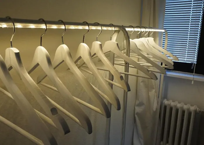 Zentrale Im Grünen! *