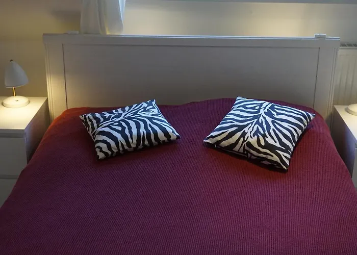 Zentrale Im Gruenen! Apartament *