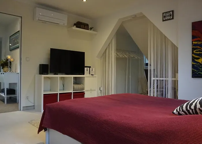 Zentrale Im Gruenen! Apartament Berlin