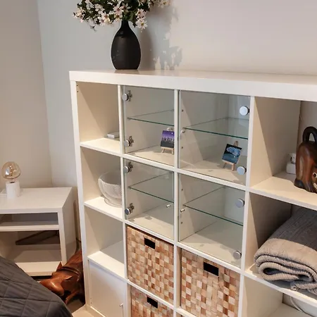 Zentrale Im Gruenen! Apartament